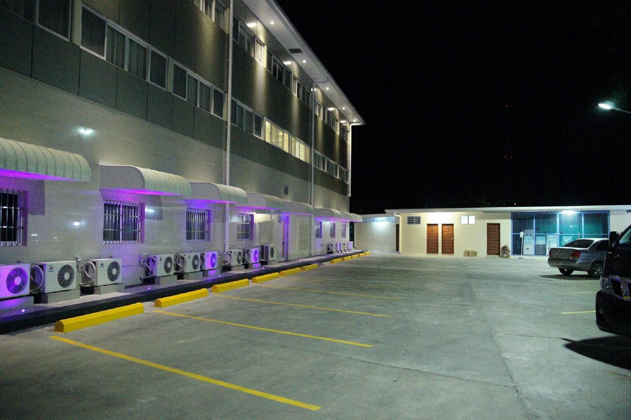 Hotel Morobe Lae Zewnętrze zdjęcie